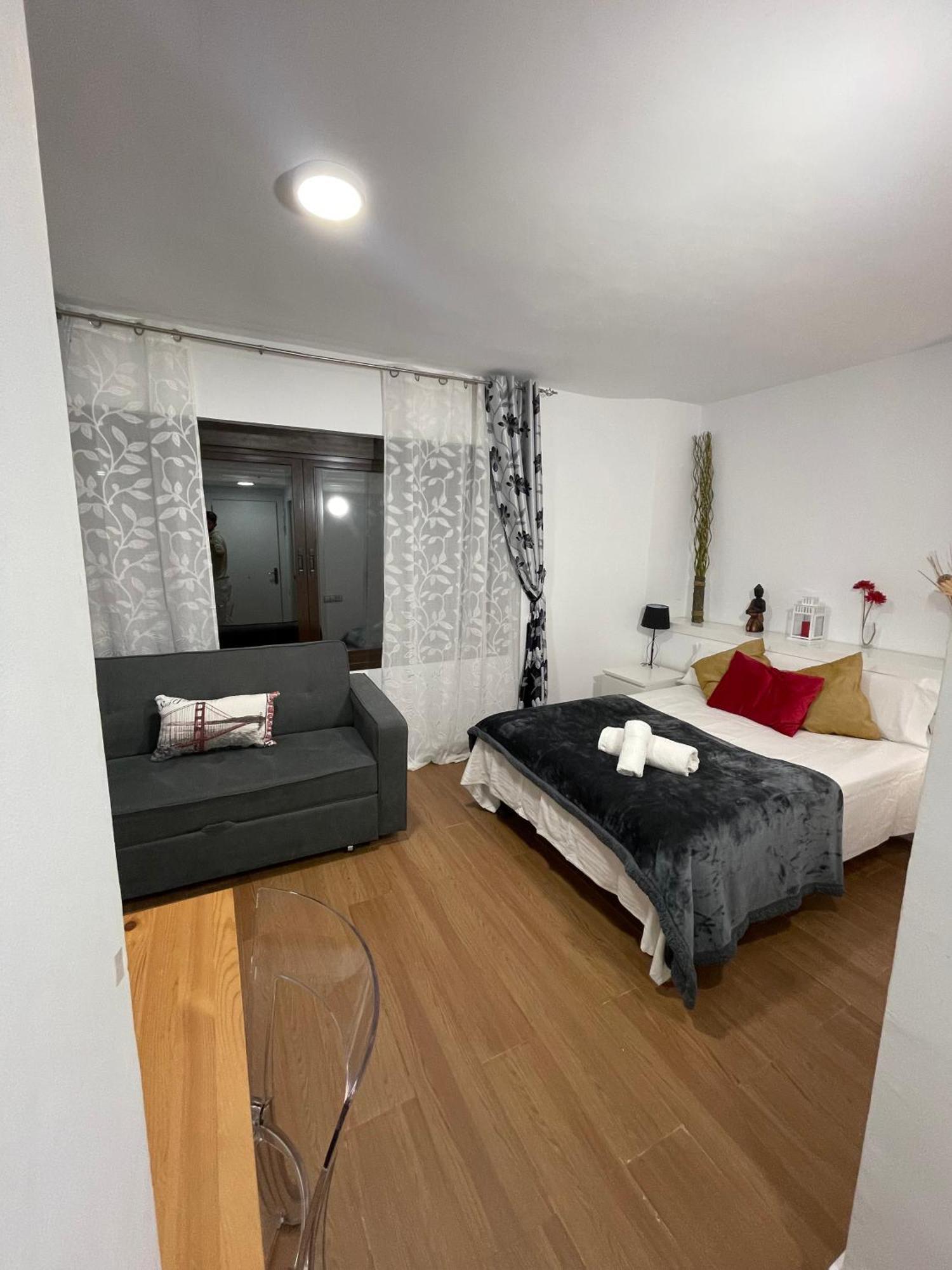 Resitur Luxury Suit 6 Sevilla Exterior foto
